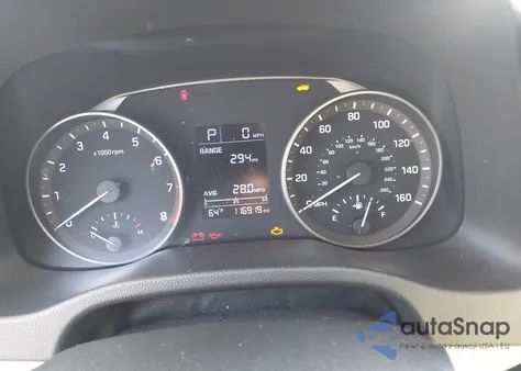 2018 Hyundai Elantra Se из США, поврежденный, VIN 5NPD74LF7JH302796